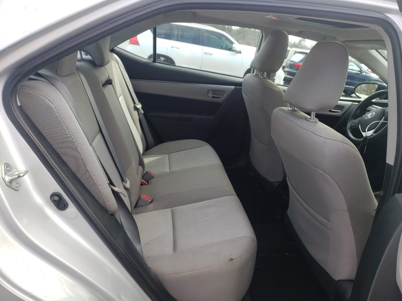 Photo 6 from auction – 2015 TOYOTA COROLLA L with VIN 2T1BURHE3FC467798