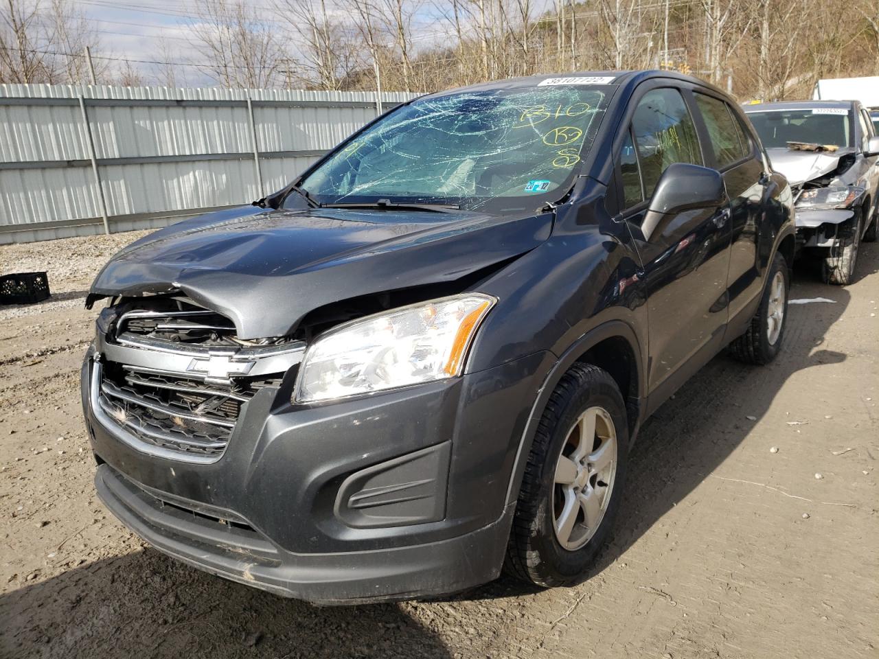 Photo 2 from auction – 2016 CHEVROLET TRAX LS with VIN 3GNCJNSB6GL214498