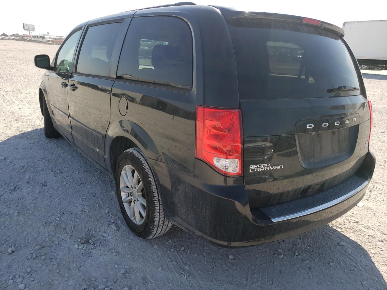 Photo 3 from auction – 2015 DODGE GRAND CARA with VIN 2C4RDGCG2FR652775