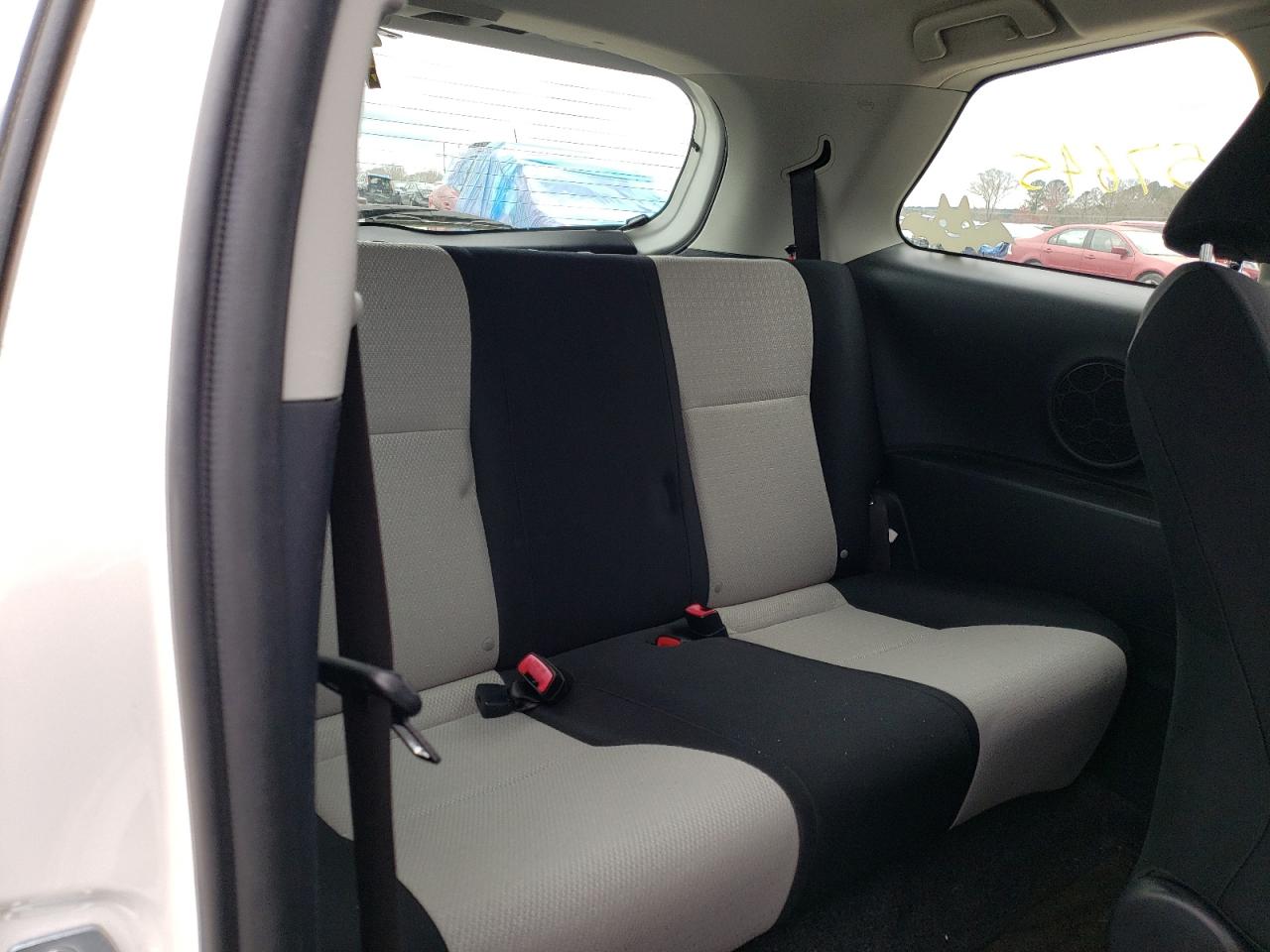 Photo 6 from auction – 2012 TOYOTA YARIS with VIN JTDJTUD34CD501591