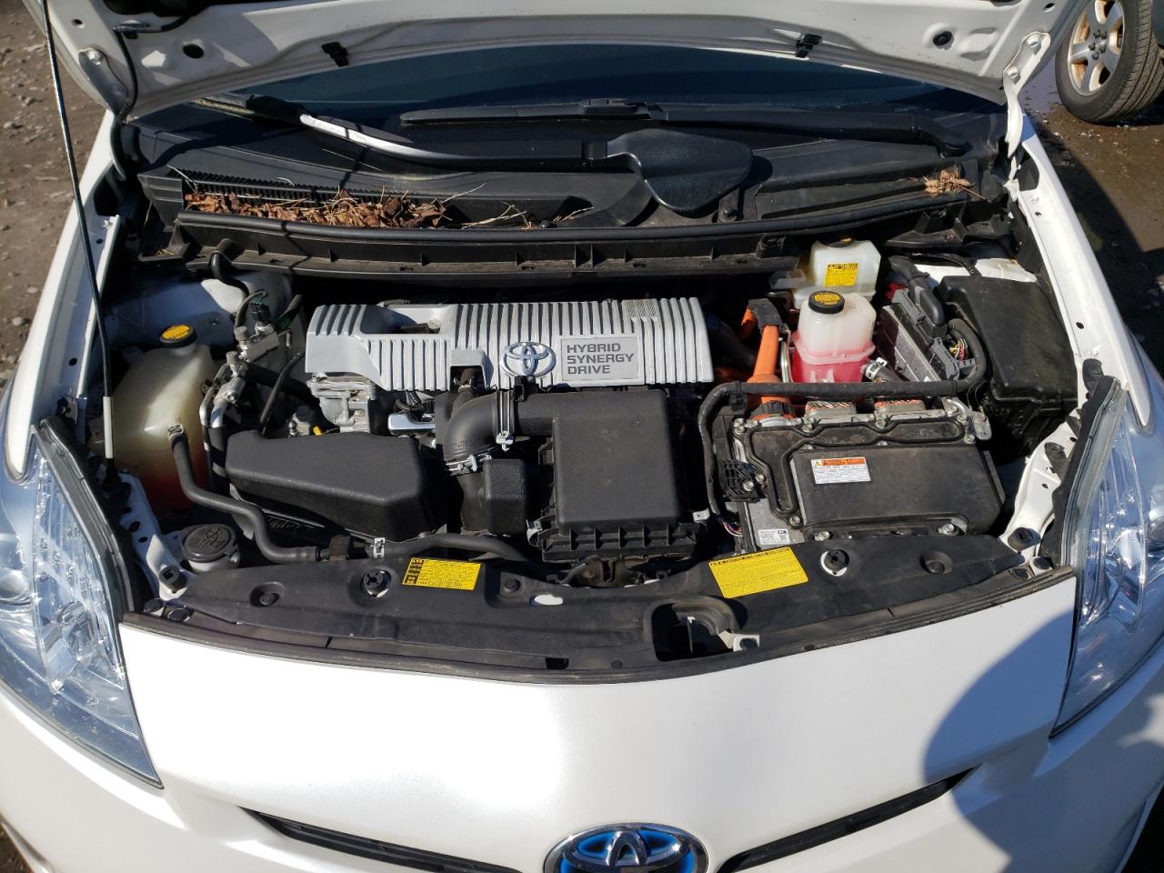 Photo 7 from auction – 2013 TOYOTA PRIUS with VIN JTDKN3DU5D5590861