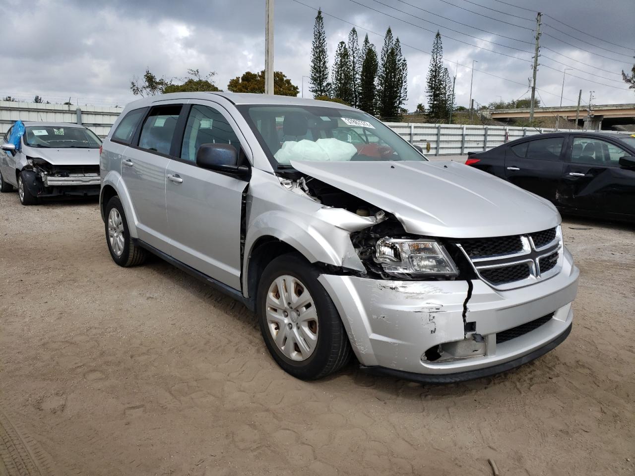 DODGE JOURNEY SE 2014 with VIN 3C4PDCAB6ET281851 - Photo from auction