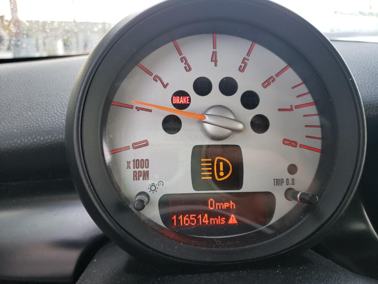 Photo 8 from auction – 2014 MINI COOPER CLU with VIN WMWZF3C5XET571481