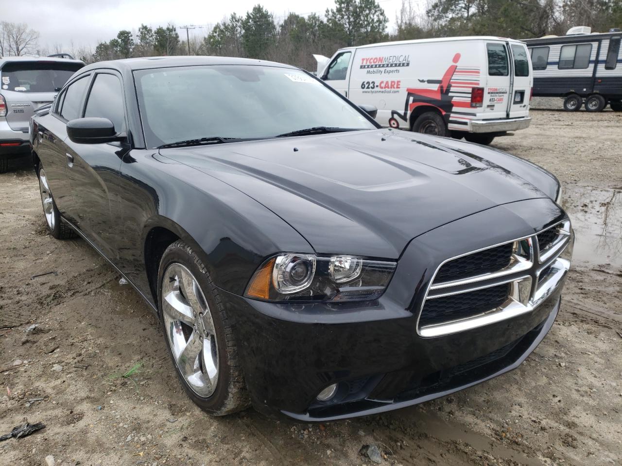 DODGE CHARGER 2011 with VIN 2B3CL3CG8BH525466 - Photo from auction