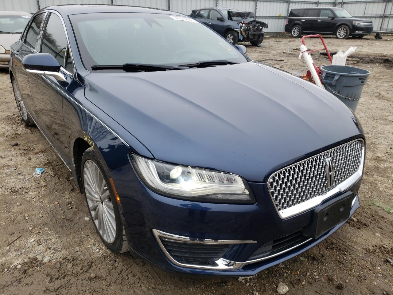 LINCOLN MKZ RESERV 2017 with VIN 3LN6L5F90HR638535 - Photo from auction