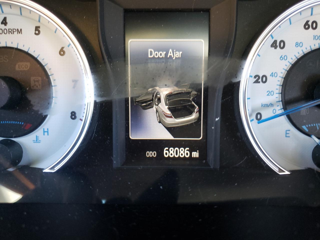 Photo 8 from auction – 2016 TOYOTA CAMRY LE with VIN 4T1BF1FK9GU560250