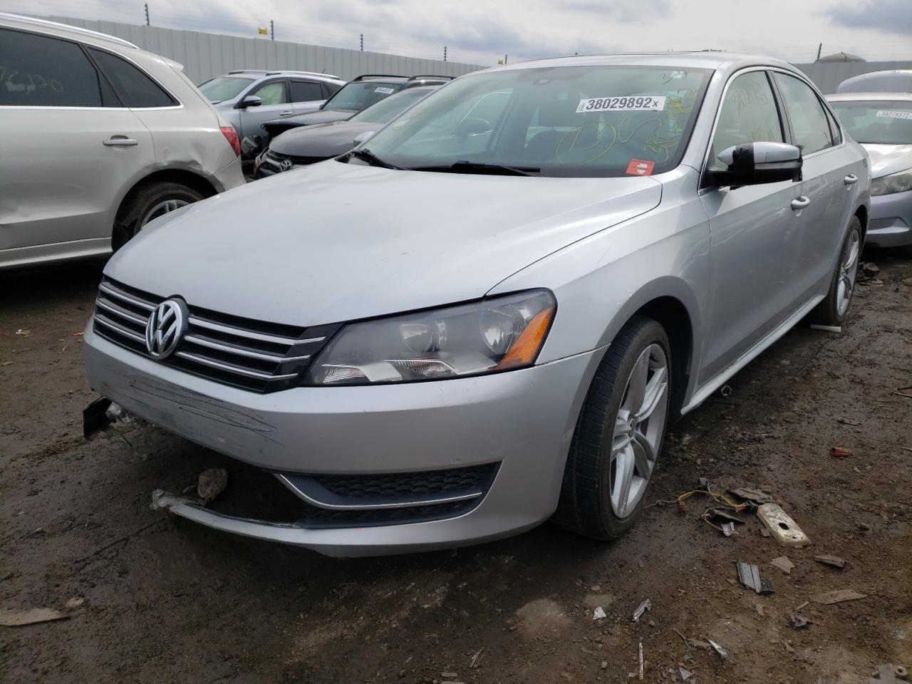 Photo 2 from auction – 2014 VOLKSWAGEN PASSAT SE with VIN 1VWBT7A39EC065322