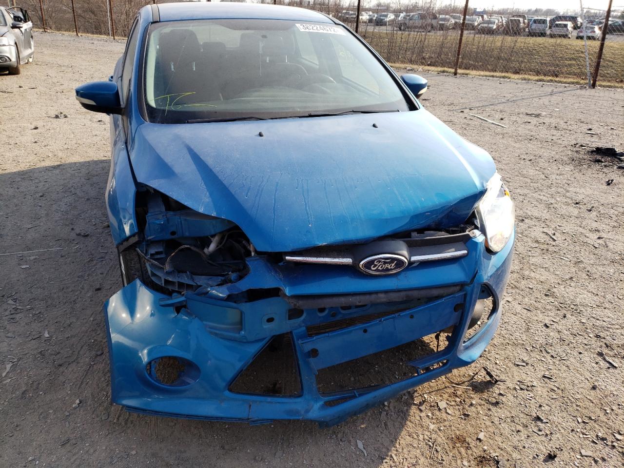 Photo 9 from auction – 2013 FORD FOCUS SE with VIN 1FADP3K20DL371506