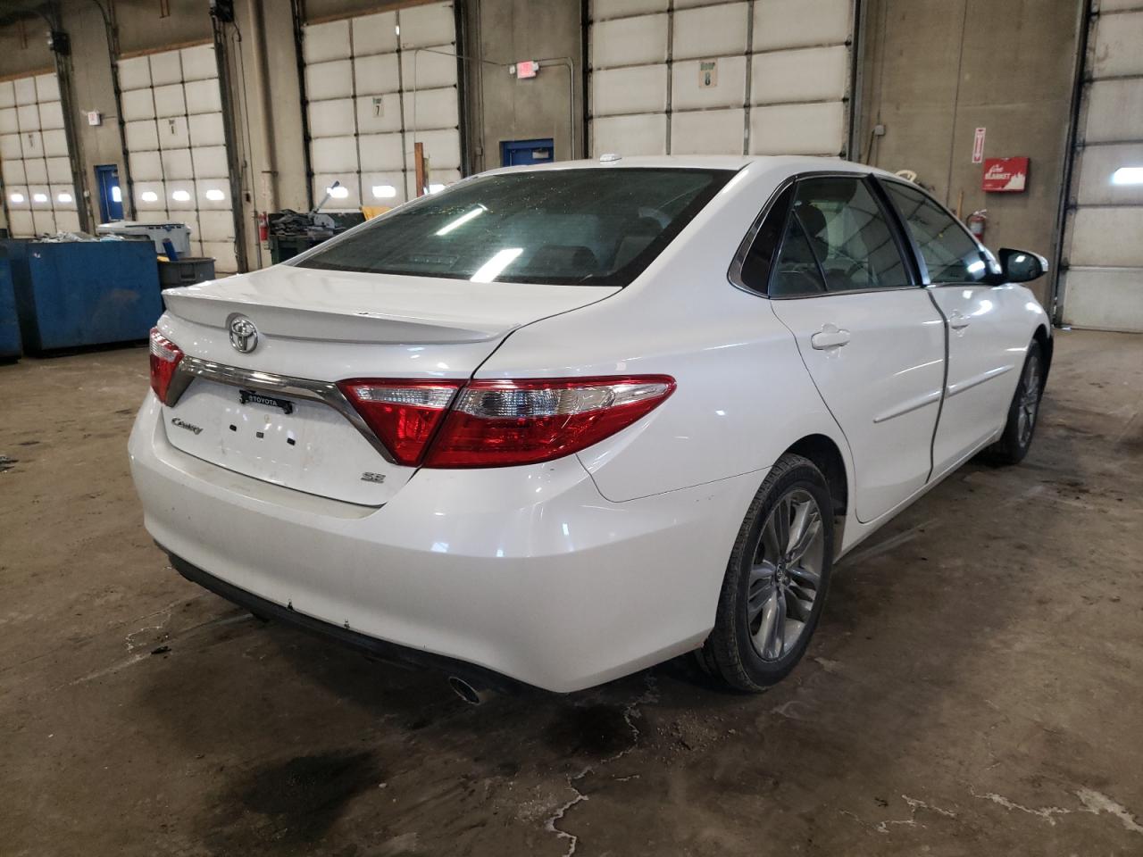 Photo 4 from auction – 2017 TOYOTA CAMRY LE with VIN 4T1BF1FK0HU445344