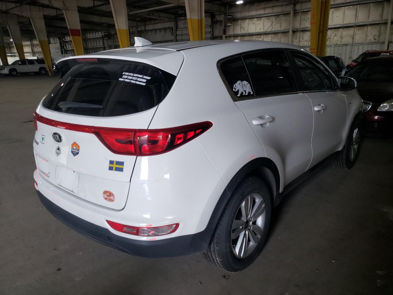Photo 4 from auction – 2017 KIA SPORTAGE L with VIN KNDPMCAC2H7154368