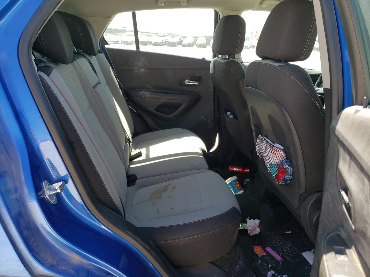 Photo 6 from auction – 2015 CHEVROLET TRAX LS with VIN KL7CJKSB8FB078346