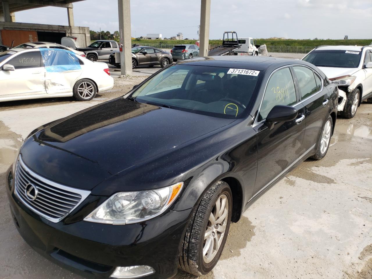 Photo 2 from auction – 2008 LEXUS LS 460 with VIN JTHBL46F785082308