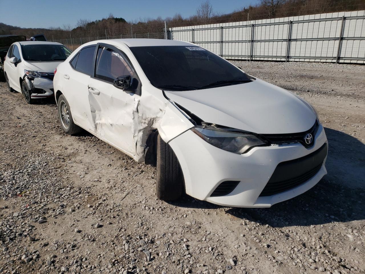 TOYOTA COROLLA L 2016 with VIN 5YFBURHE2GP475487 - Photo from auction