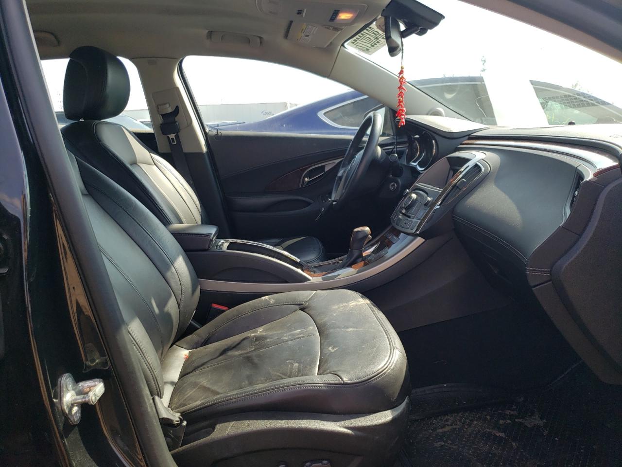 Photo 5 from auction – 2011 BUICK LACROSSE C with VIN 1G4GC5EC3BF291417