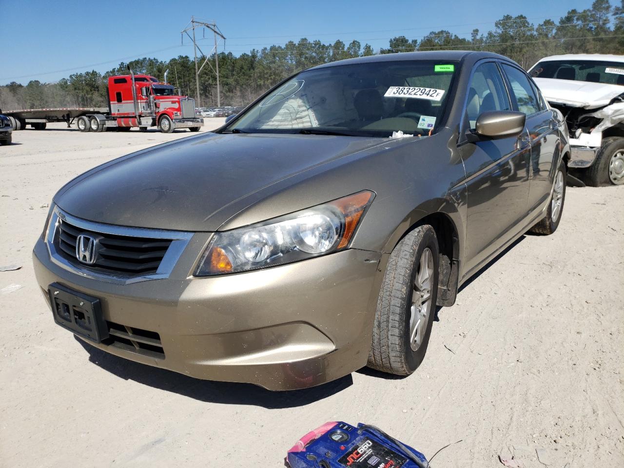 Photo 2 from auction – 2010 HONDA ACCORD LXP with VIN 1HGCP2F44AA050458