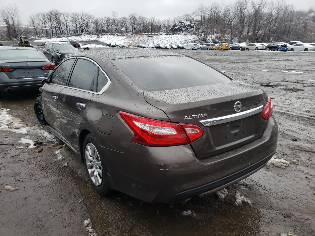 Photo 3 from auction – 2016 NISSAN ALTIMA 2.5 with VIN 1N4AL3AP0GC211982