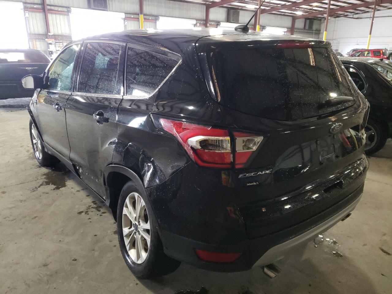 Photo 3 from auction – 2017 FORD ESCAPE SE with VIN 1FMCU0GD4HUE39017