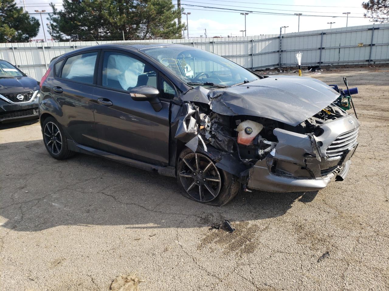 FORD FIESTA SE 2015 with VIN 3FADP4EJ3FM153344 - Photo from auction