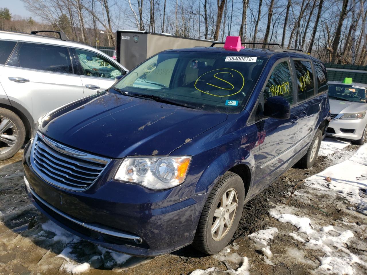 Photo 2 from auction – 2012 CHRYSLER TOWN & COU with VIN 2C4RC1BG6CR410133