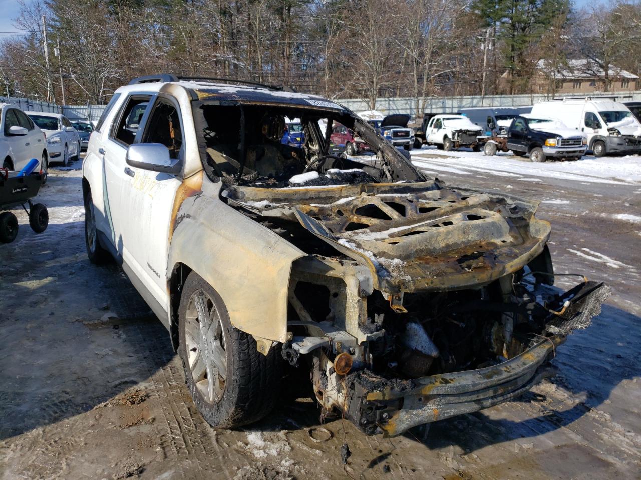 GMC TERRAIN SL 2011 with VIN 2CTFLVE5XB6211210 - Photo from auction