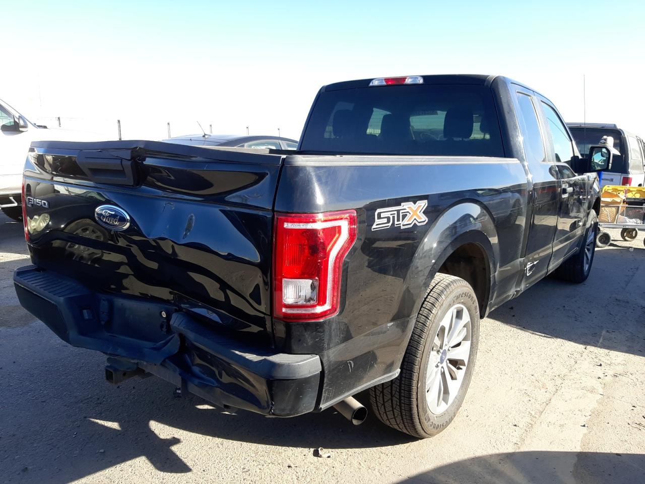 Photo 4 from auction – 2017 FORD F150 SUPER with VIN 1FTEX1CP6HKC30237