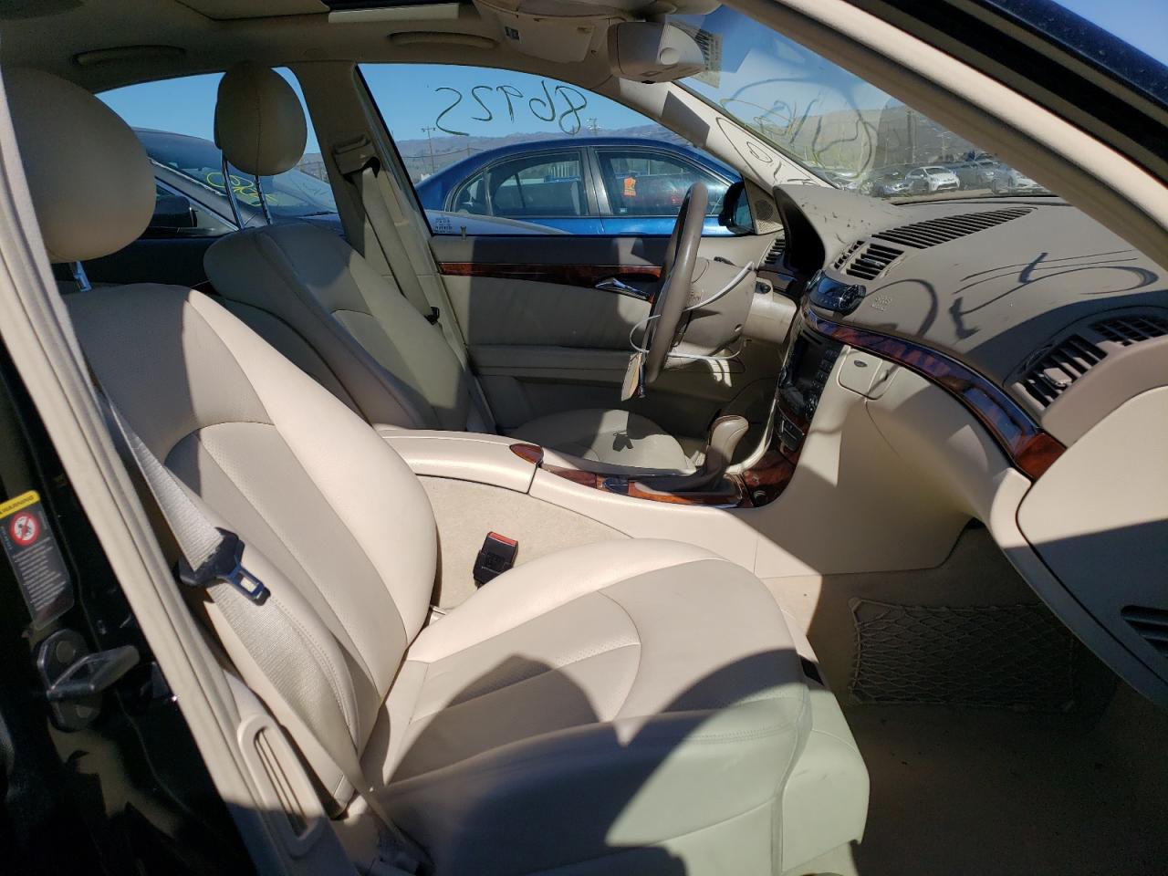 Photo 5 from auction – 2004 MERCEDES-BENZ E 500 with VIN WDBUF70J44A574164