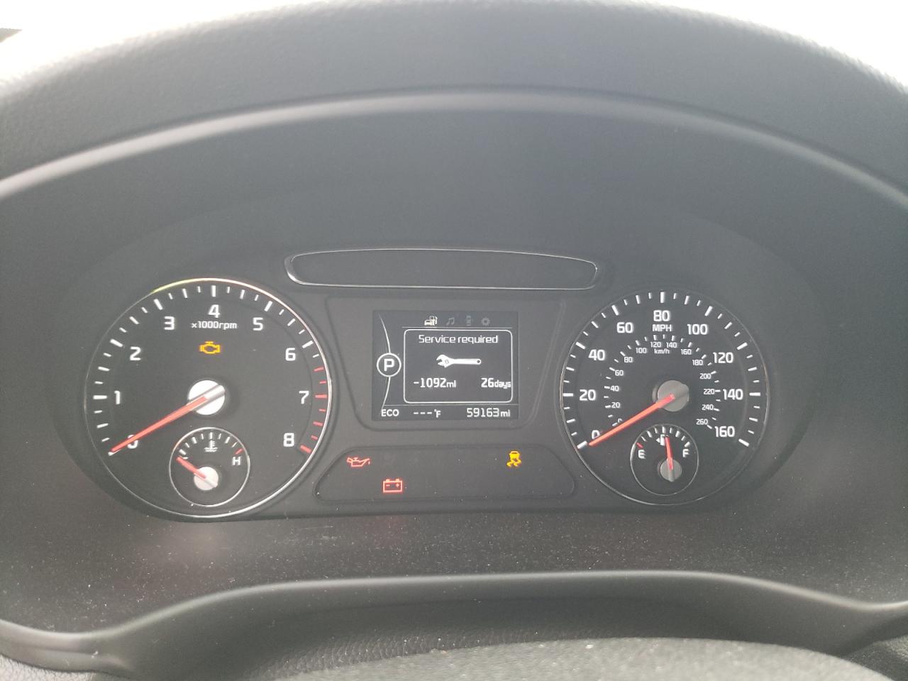 Photo 8 from auction – 2018 KIA SORENTO LX with VIN 5XYPG4A34JG402691