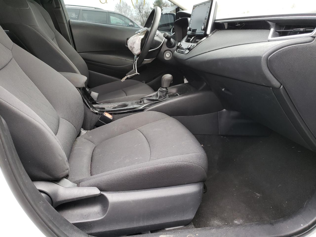 Photo 5 from auction – 2020 TOYOTA COROLLA LE with VIN 5YFEPRAEXLP036594