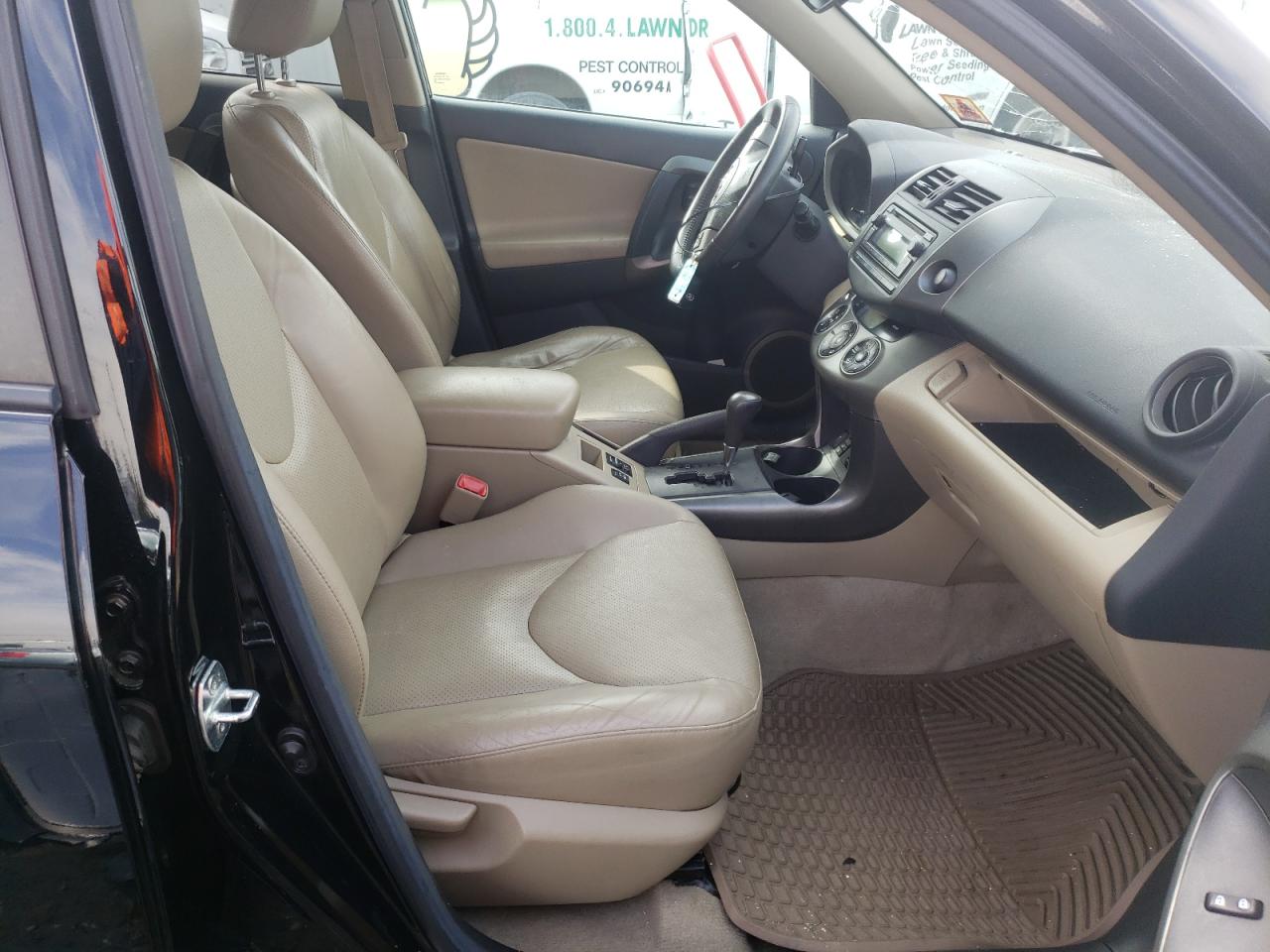 Photo 5 from auction – 2012 TOYOTA RAV4 LIMIT with VIN 2T3DF4DV7CW178422