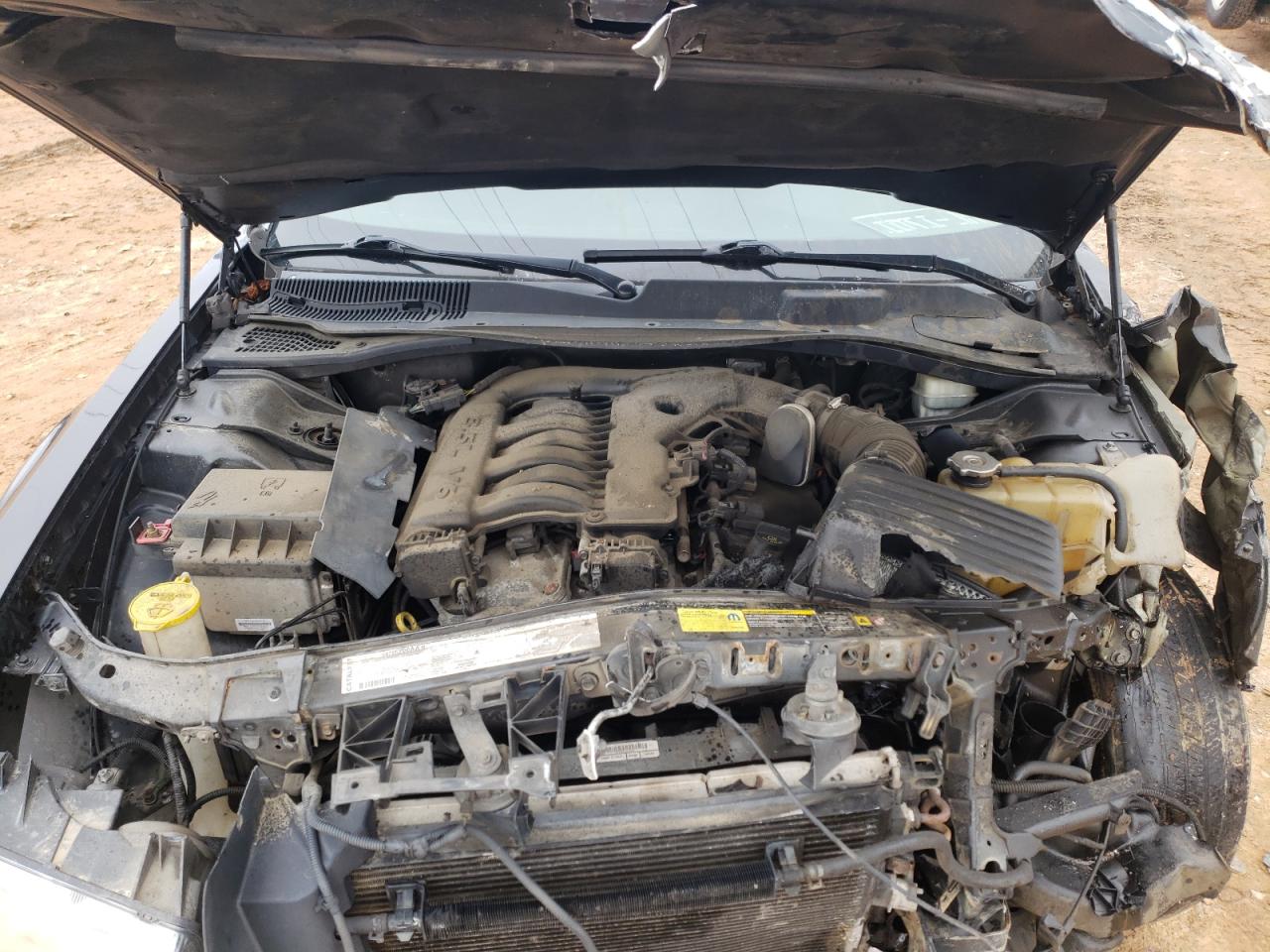 Photo 7 from auction – 2005 CHRYSLER 300 TOURIN with VIN 2C3JA53G85H595601