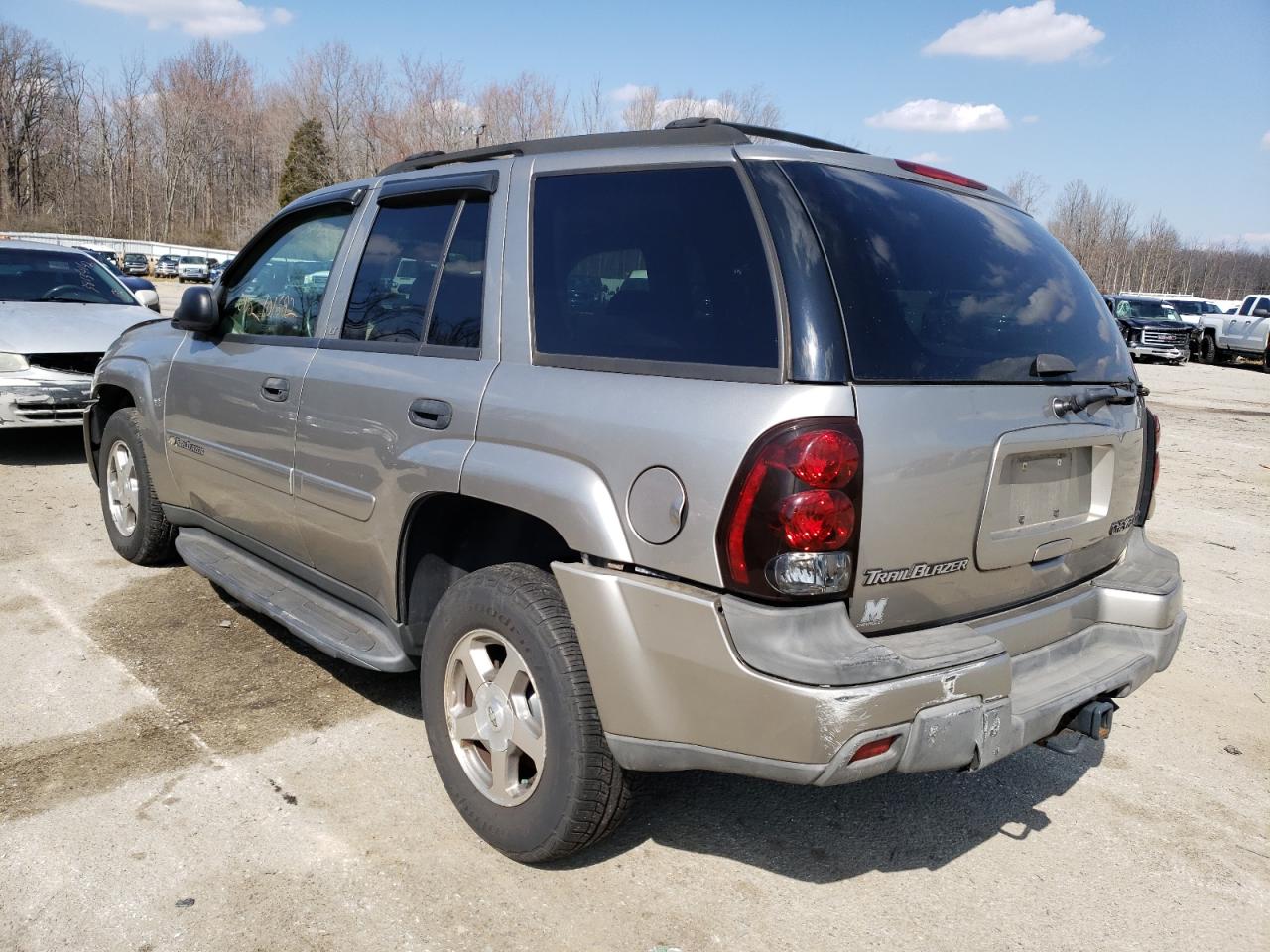 Photo 3 from auction – 2003 CHEVROLET TRAILBLAZE with VIN 1GNDT13S132336994
