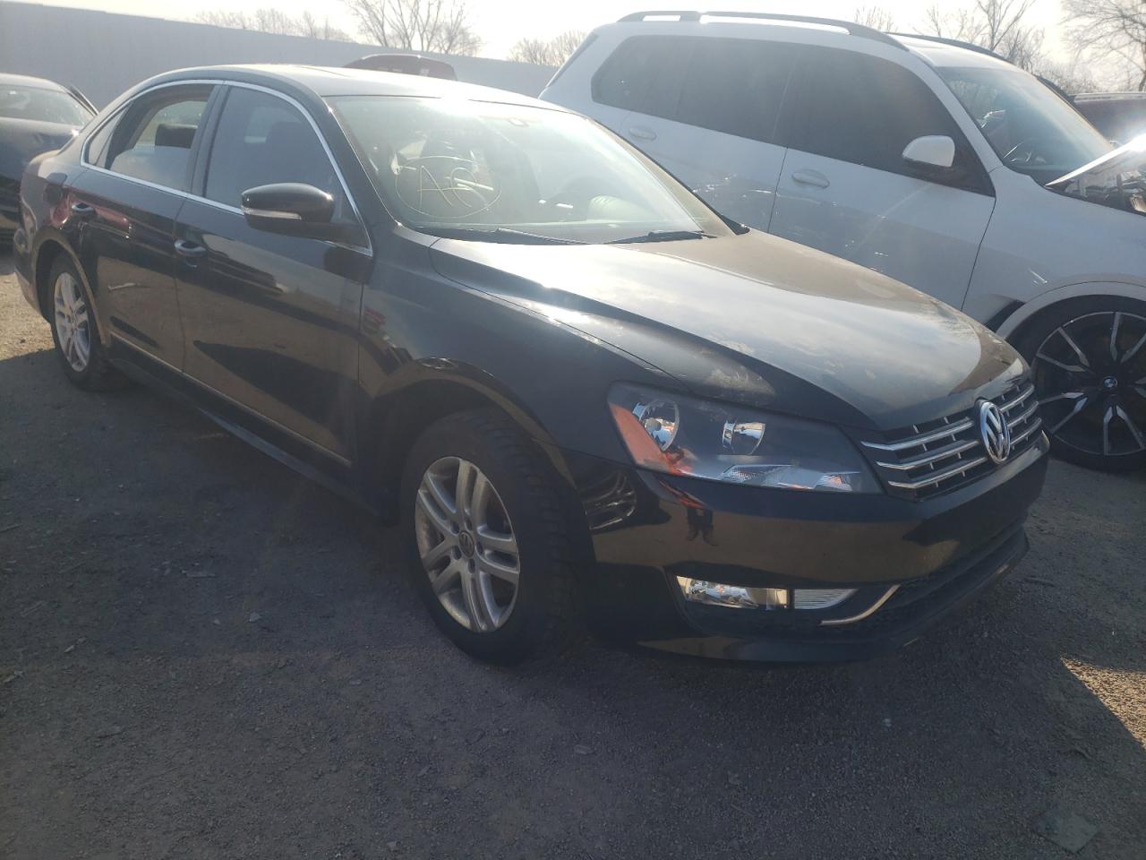 VOLKSWAGEN PASSAT SEL 2014 with VIN 1VWCN7A3XEC071659 - Photo from auction