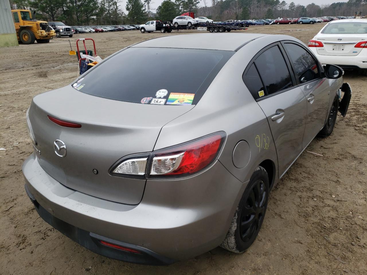 Photo 4 from auction – 2010 MAZDA 3 I with VIN JM1BL1SF8A1219971