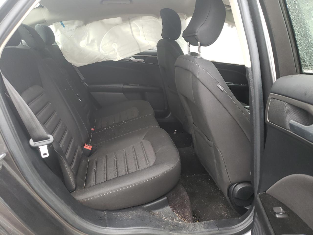 Photo 6 from auction – 2017 FORD FUSION with VIN 3FA6P0G73HR249791