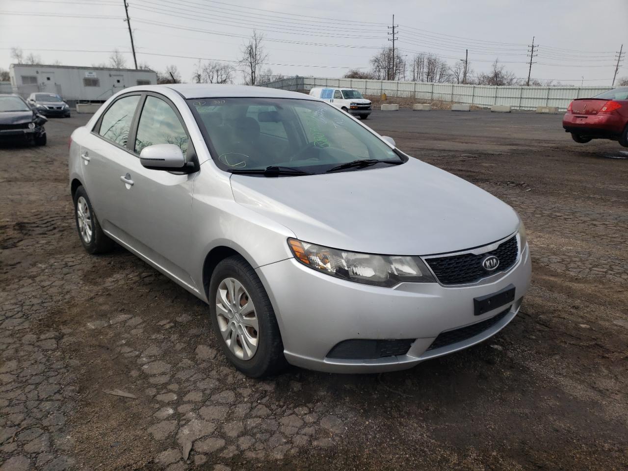 KIA FORTE EX 2012 with VIN KNAFU4A26C5585614 - Photo from auction