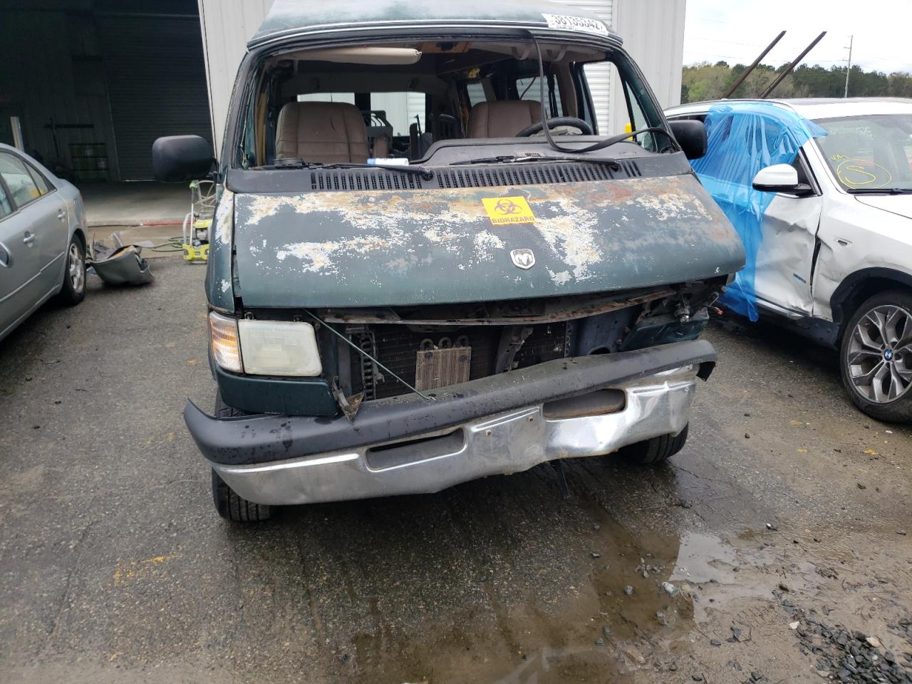 Photo 9 from auction – 1995 DODGE RAM VAN B2 with VIN 2B6HB21Y9SK508292