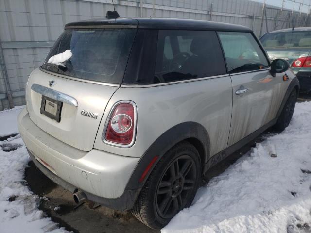 Photo 4 from auction – 2011 MINI COOPER with VIN WMWSU3C57BT092793