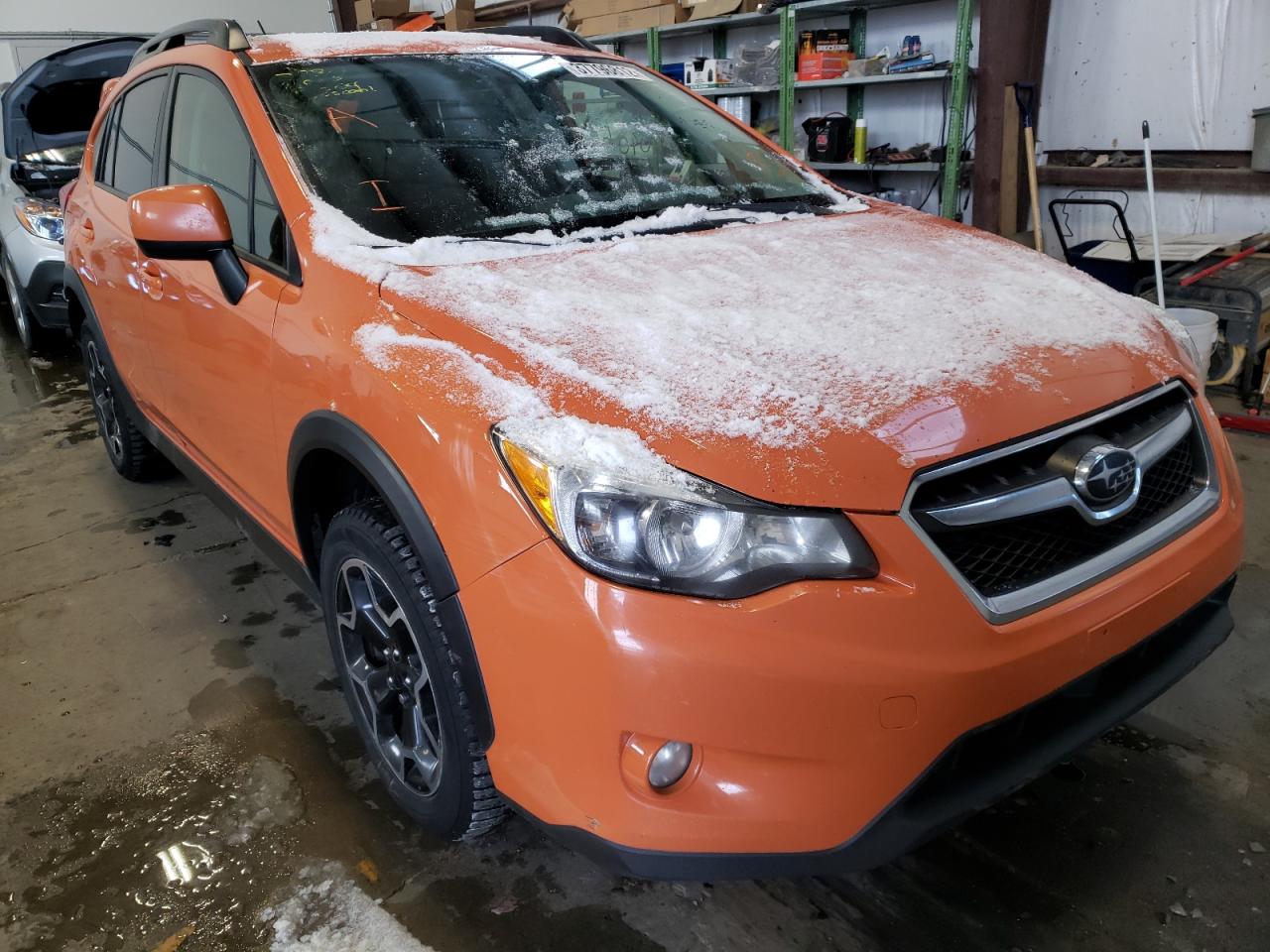 SUBARU XV CROSSTR 2014 with VIN JF2GPAVC4E8259331 - Photo from auction