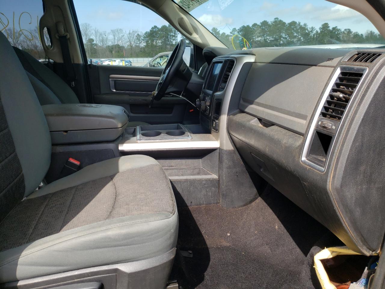 Photo 5 from auction – 2014 RAM 1500 SLT with VIN 1C6RR6LT2ES206090