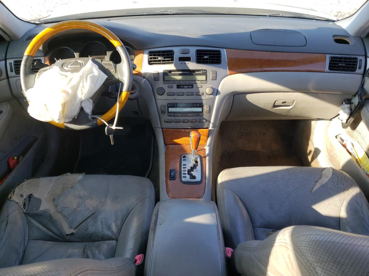 Zdjęcie 9 z aukcji – 2006 LEXUS ES 330 z VIN JTHBA30G865163154