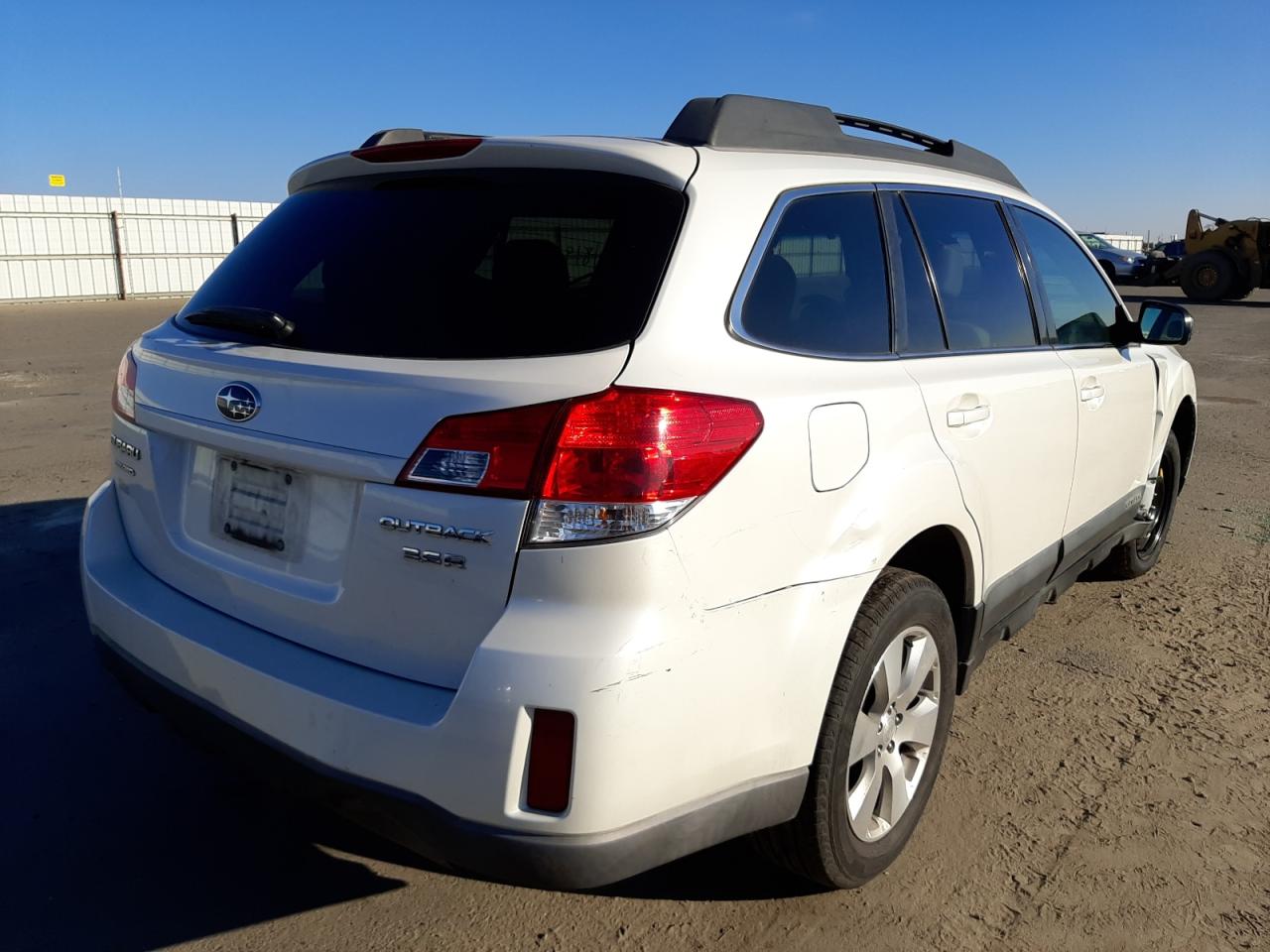 Photo 4 from auction – 2010 SUBARU OUTBACK 3. with VIN 4S4BRDJCXA2357783