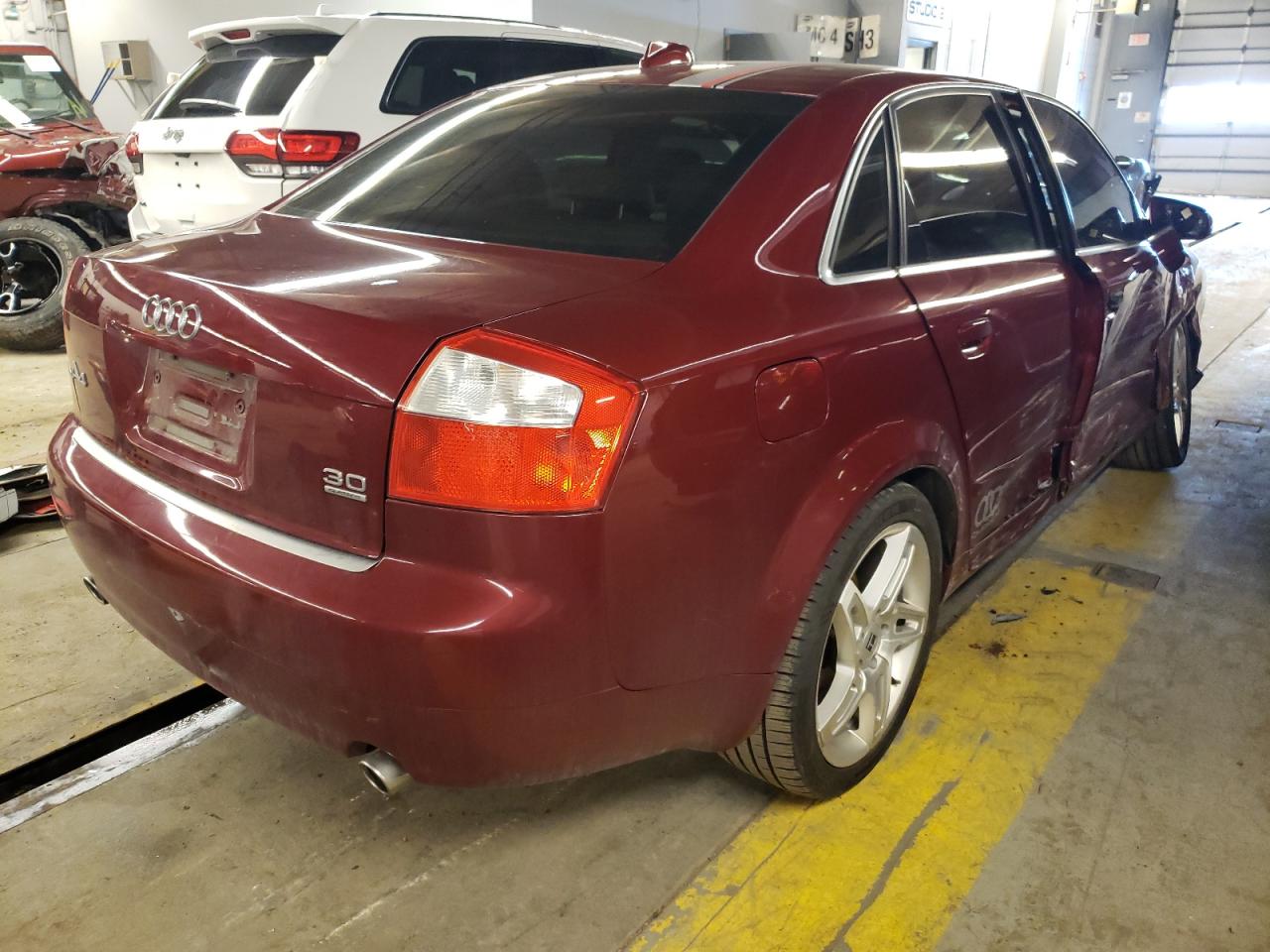 Photo 4 from auction – 2004 AUDI A4 3.0 QUA with VIN WAULT68E64A167015
