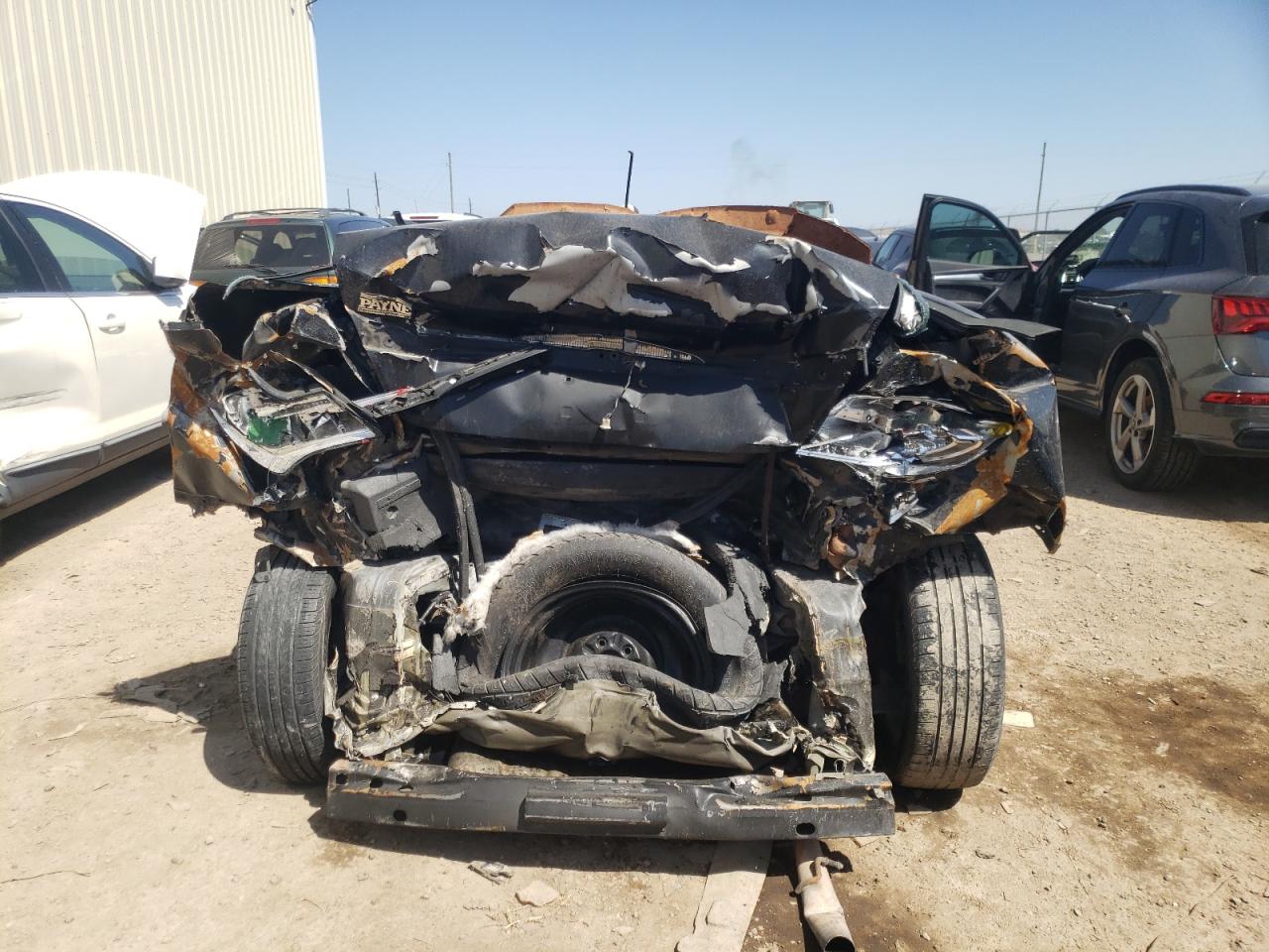 Photo 9 from auction – 2012 CHRYSLER 200 TOURIN with VIN 1C3CCBBB1CN195505