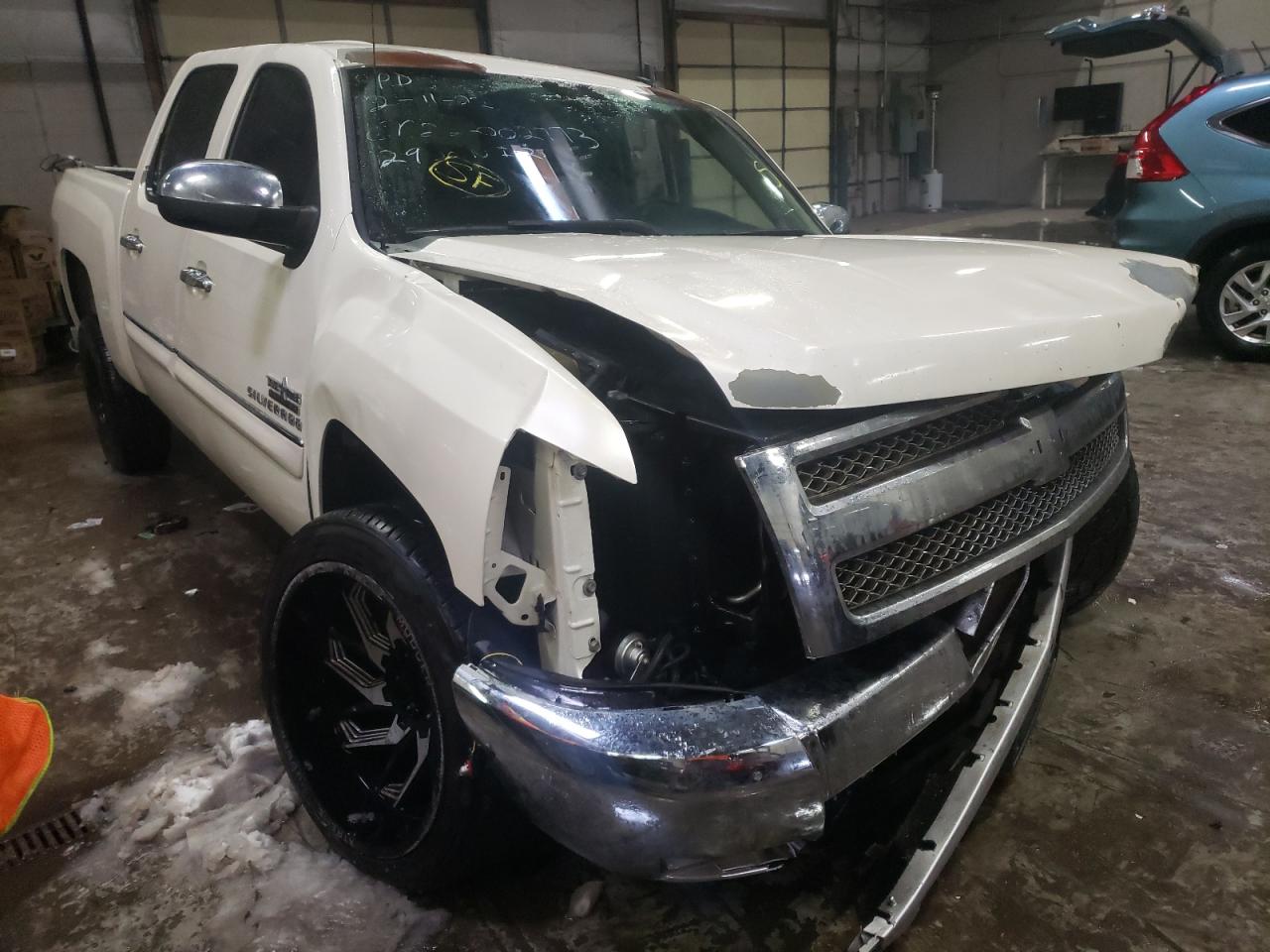 CHEVROLET SILVERADO 2013 with VIN 3GCPCSE04DG255116 - Photo from auction