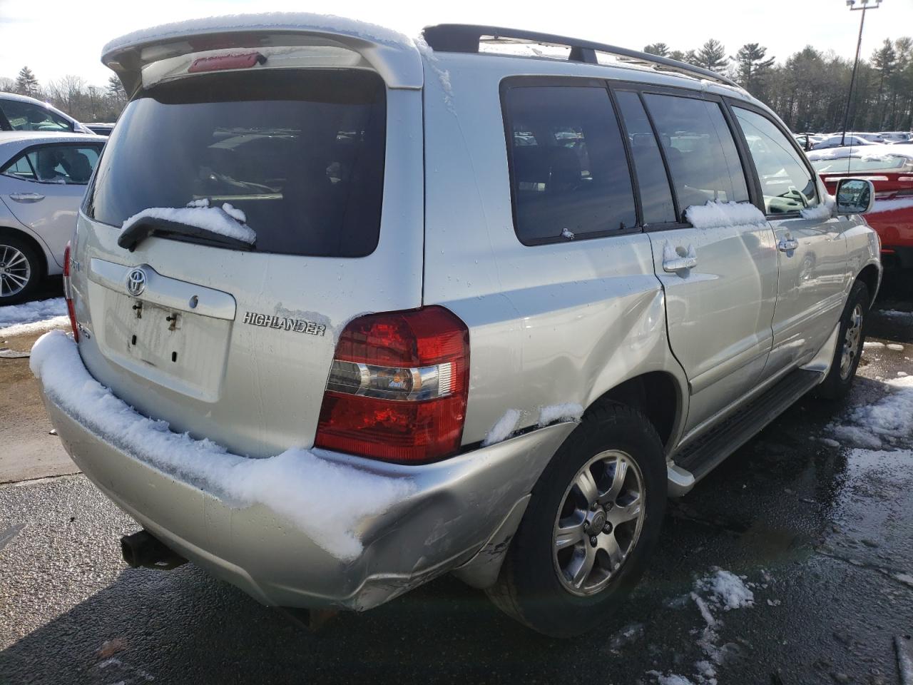 Photo 4 from auction – 2004 TOYOTA HIGHLANDER with VIN JTEEP21A240004041