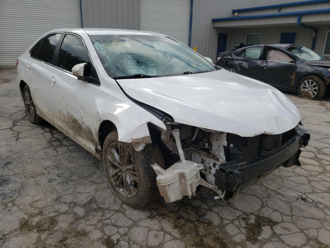 Photo 1 from auction – 2016 TOYOTA CAMRY LE with VIN 4T1BF1FK3GU233763