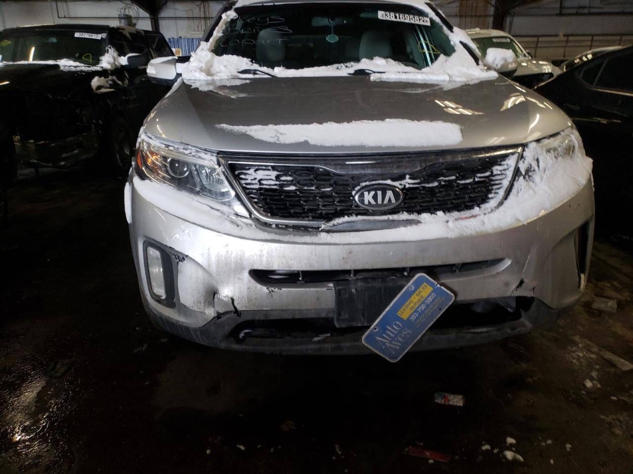Photo 9 from auction – 2014 KIA SORENTO LX with VIN 5XYKTCA68EG505516