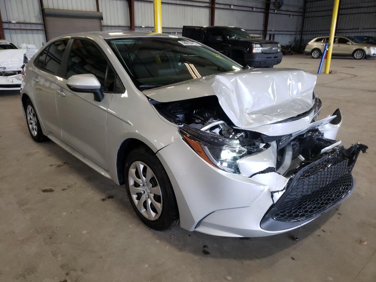 Photo 1 from auction – 2022 TOYOTA COROLLA LE with VIN 5YFEPMAE8NP291038