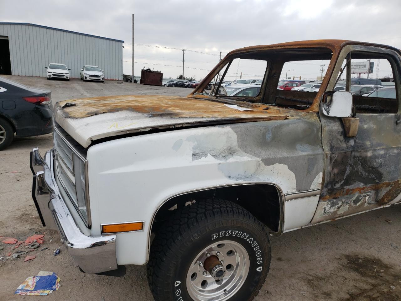 Photo 10 from auction – 1983 GMC C1500 with VIN 1GTCC14H0DS521319