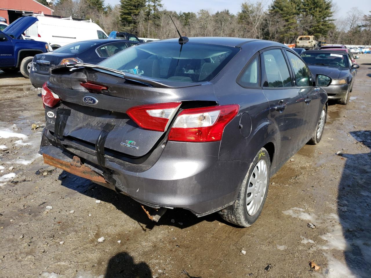 Photo 4 from auction – 2013 FORD FOCUS SE with VIN 1FADP3F27DL185942